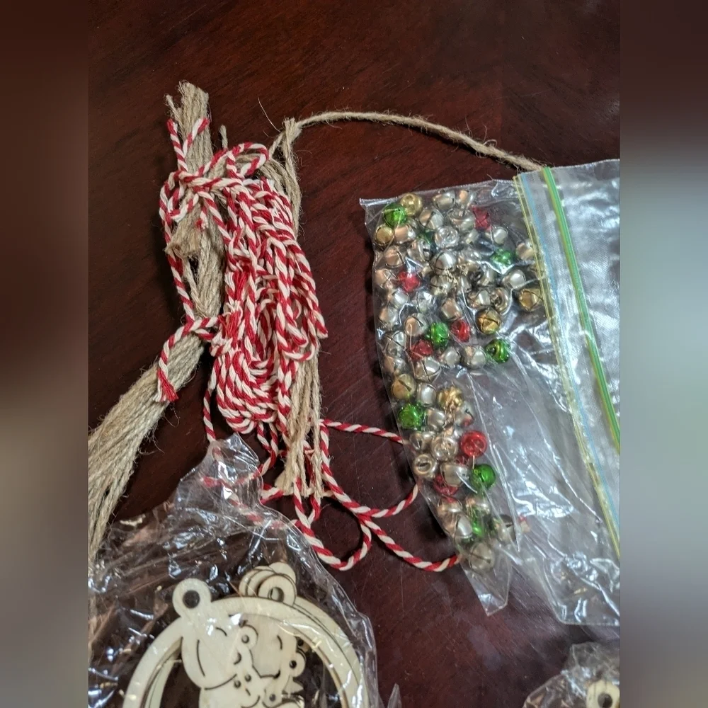 Wooden Christmas Tree Ornaments Set 100 Psc